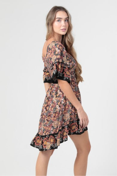 DRESSES